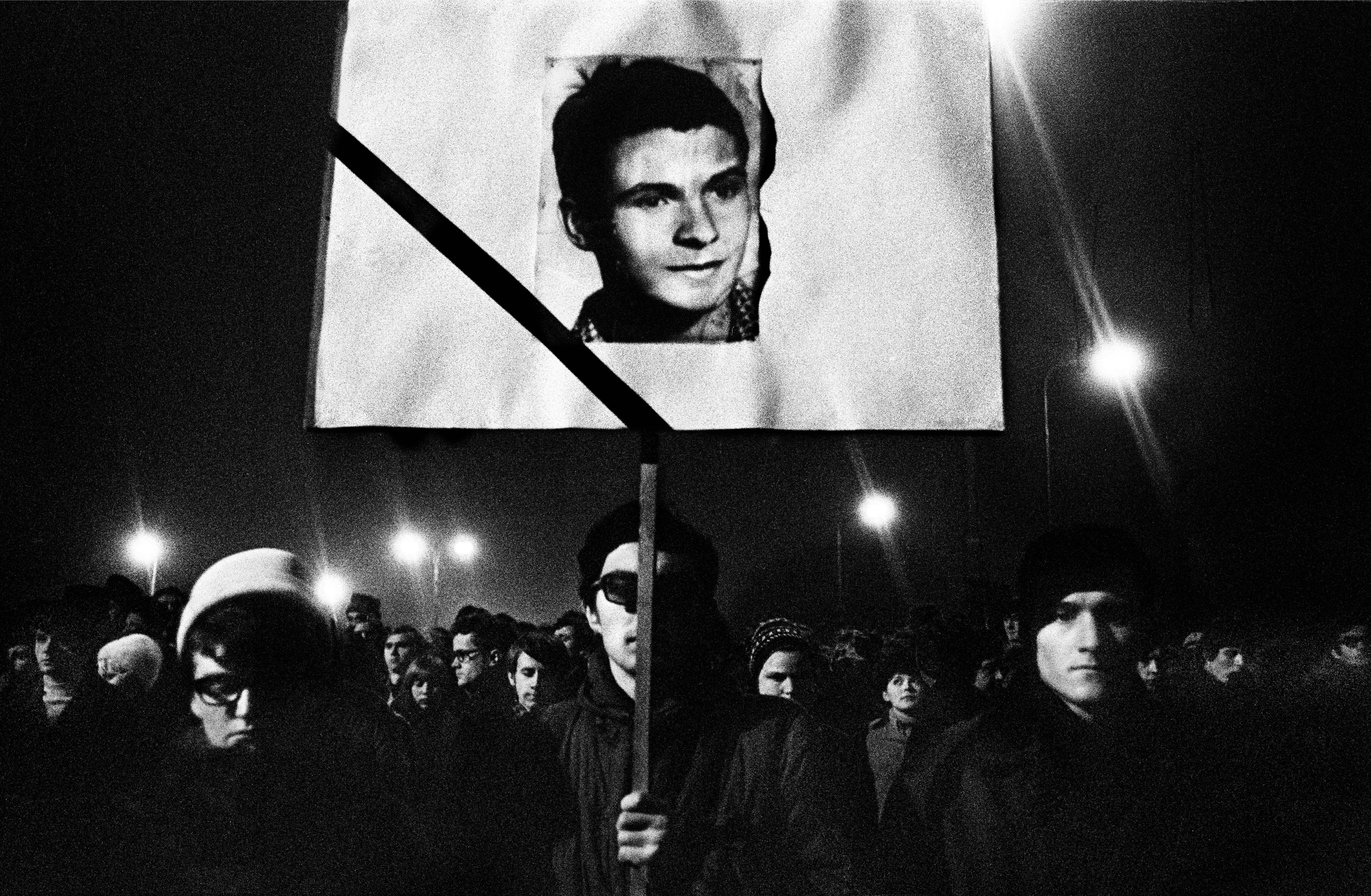 Joseph_Koudelka_Prague_1968_PAR67161