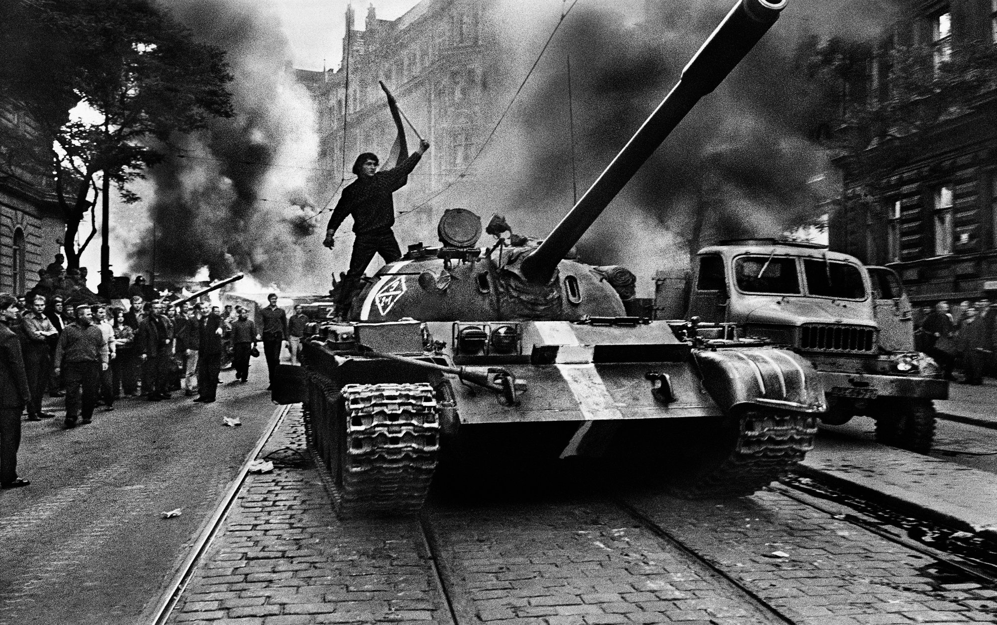 Joseph_Koudelka_Prague_1968_PAR67320 Joseph_Koudelka_Prague_1968_PAR67320