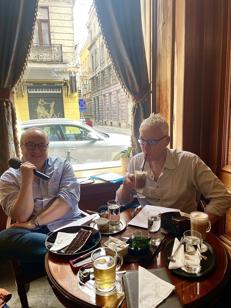 AB000399-518A-414A-9AA1-8E33876D4B89_1_105_c (1)